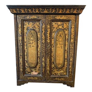 19th Century Chinese Back and Gold Lacquer Collector's Cabinet For Sale