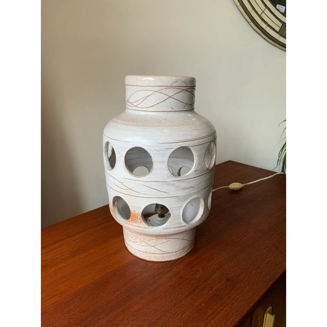 Vintage Ceramic Lamp, 1960, in Very Good conditions. Designed 1960 to 1969 European Plug (up to 250V).The wiring of this...