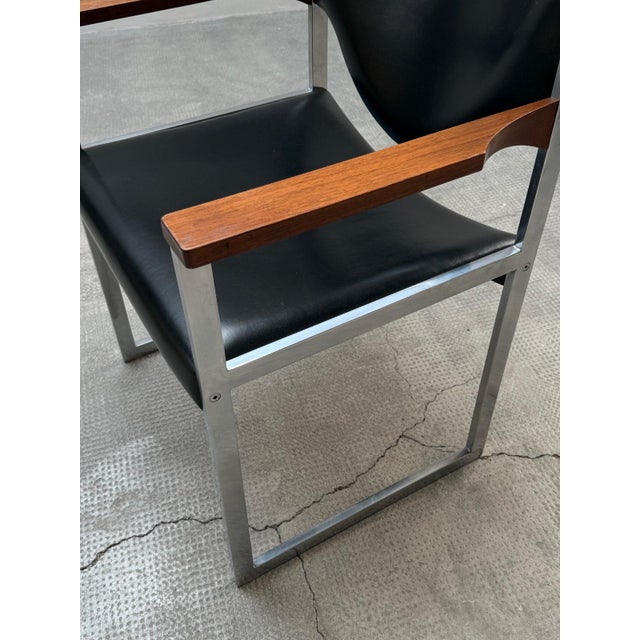 Bauhaus Office Armchairs in Leather, Nutwood and Chrome from Lübke, Germany, 1960s, Set of 2 For Sale - Image 4 of 13