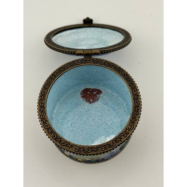 Vintage Enameled Trinket Box For Sale - Image 4 of 9