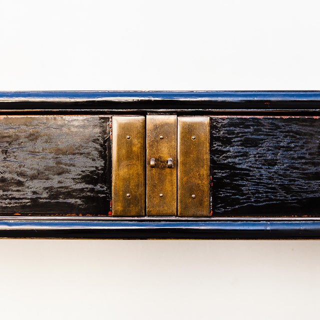 1930s Early 20th Century Chinese Ming-Style Black Lacquer Console Table For Sale - Image 5 of 14