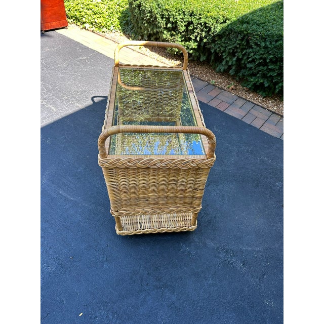 Mid Century Vintage Wicker & Glass Bar Cart – Breezy Elegance With Boho Charm For Sale In Chicago - Image 6 of 11