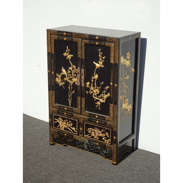 1950s Vintage Oriental Chinese Chinoiserie Black Lacquer Cabinet W Drawers 1of2 For Sale - Image 5 of 15