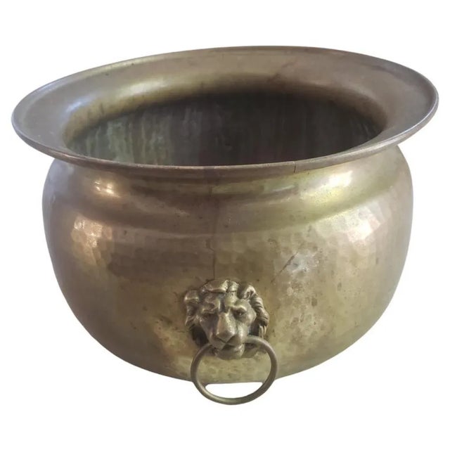 Victorian Late 19th Century Mook Brass Planter Jardiniere With Lion Heads Handles For Sale - Image 3 of 6