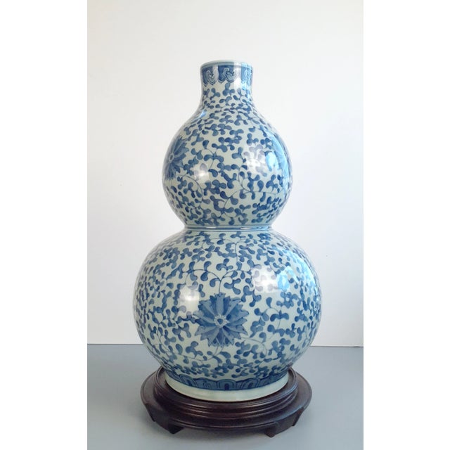 Chinese Large Chinese Celadon Floral Huluping For Sale - Image 3 of 10