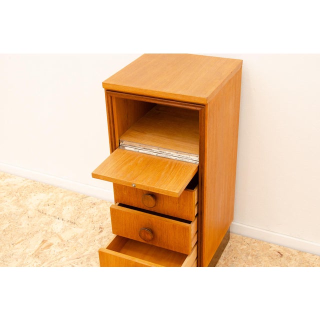 Mid-Century Chimney Chest of Drawers from Up Závody, 1958 For Sale - Image 11 of 18