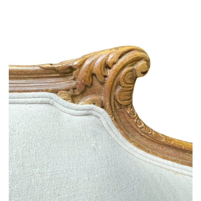 19th Century 19th Century Louis XV-Style French Provincial Intricate Hand Carved Frame With Off White Upholstery For Sale - Image 5 of 12