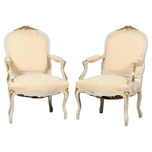 Swedish Gustavian Rococo Style White Armchairs with Gilt Details, Early 1900s, Set of 2 For Sale - Image 5 of 5