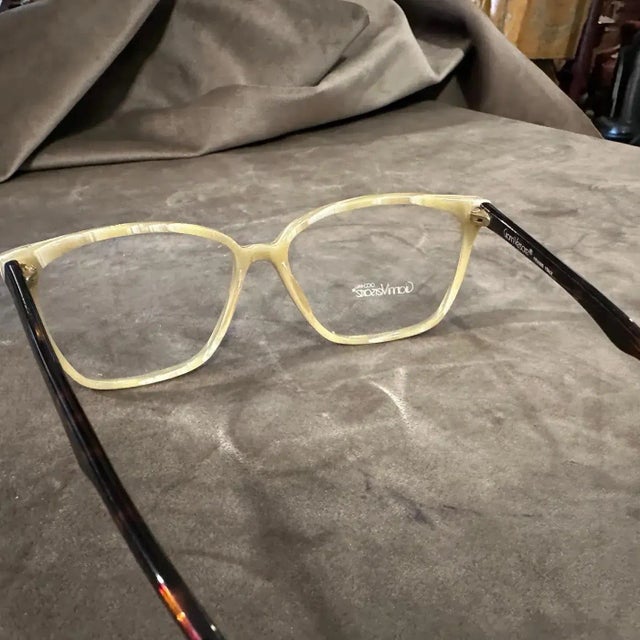 Italian 1980s Vintage Fashion Sunglasses by Gianni Versace For Sale - Image 3 of 12