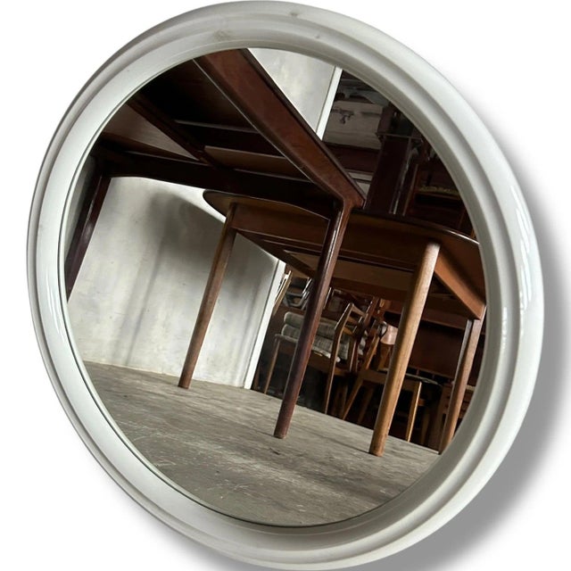 1970s Dutch Space Age Round Wall Mirror with White Plastic Frame, 1970s For Sale - Image 5 of 11