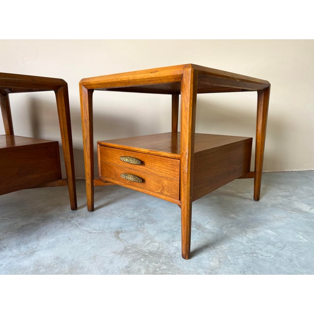 MidCentury Heritage Henredon End Tables / Nightstands a Pair Chairish