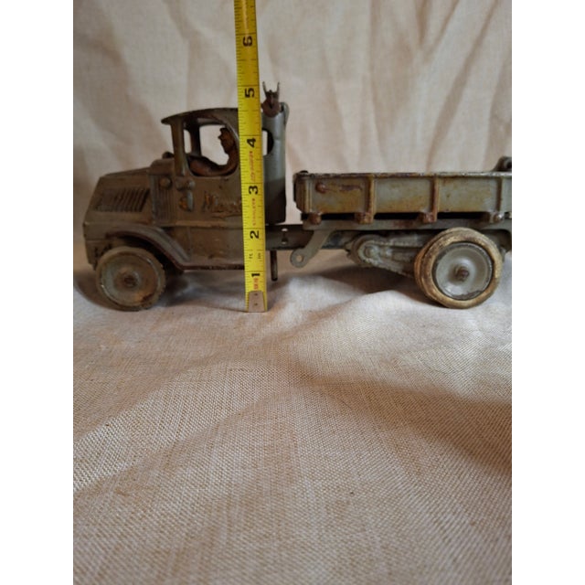 American Antique Arcade Cast Iron Mack Ac Dump Truck Large 11.5" Original Paint 1925 For Sale - Image 3 of 18