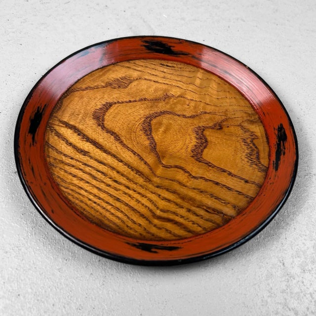 Mid-Century Modern Japanese Tora-Nuri Lacquerware Plates, 1950s, Set of 10 For Sale - Image 3 of 16