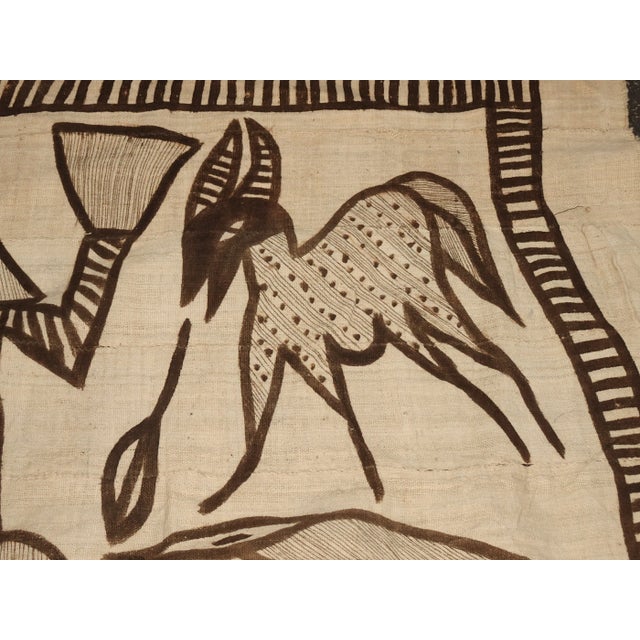 Linen Vintage White African Hand Painted Linen Cloth Textiles Geometric Figures For Sale - Image 8 of 12