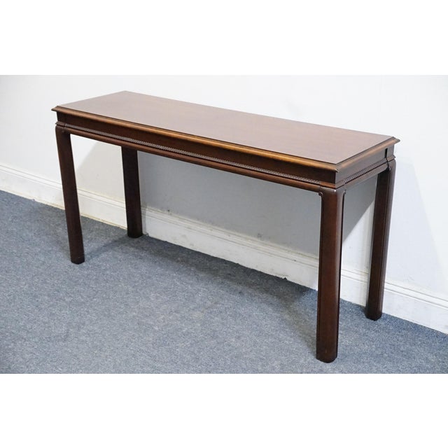Traditional Gordon's Furniture Banded Mahogany Traditional Style 52" Accent Sofa Table For Sale - Image 3 of 9