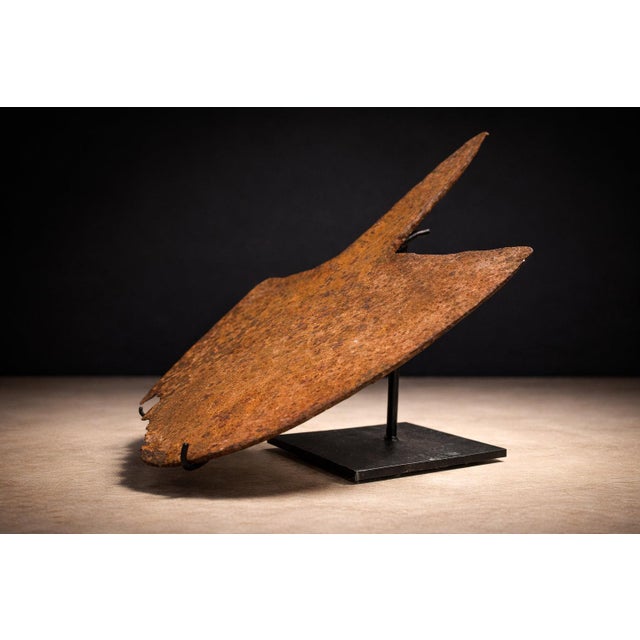 Mid-Century Modern Early 20th Century Mambila / Chamba Hoe Currency — North Eastern Nigeria & Cameroon For Sale - Image 3 of 11