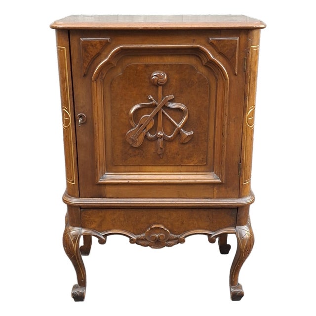 Early 20th Century Louis XV Style Carved and Gilt Decorated Locking Side Cabinet For Sale