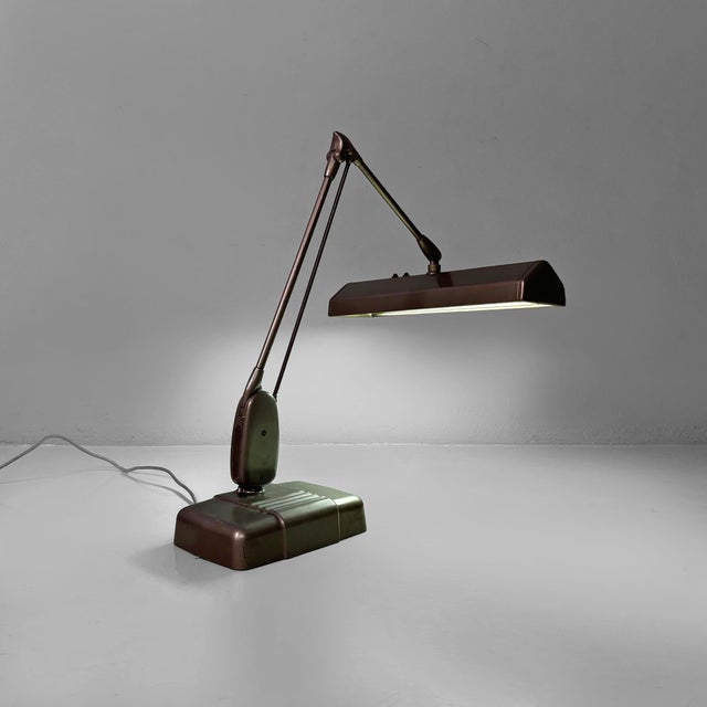 Industrial American Industrial Table Lamp by Dazor Floating Fixtures, 1950s For Sale - Image 3 of 18