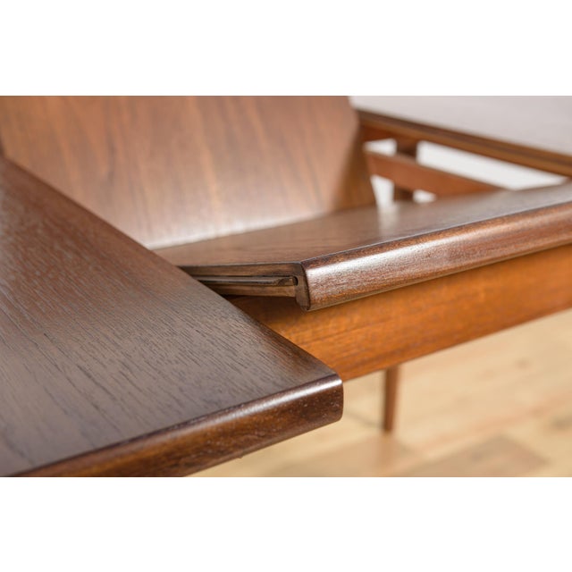 Brown Mid-Century Modern Teak Extendable Dining Table from G-Plan, United Kingdom, 1960s For Sale - Image 8 of 18