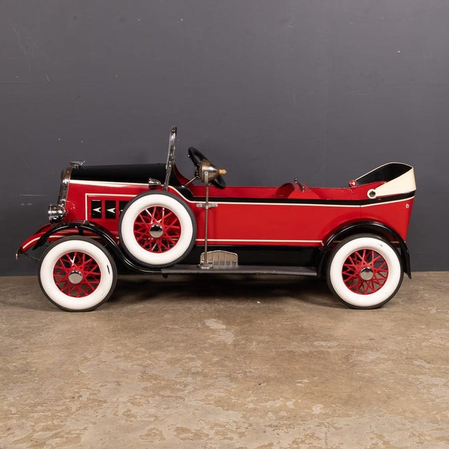 Vintage American Packard Two Seat Pedal Model Car, 1932 For Sale - Image 3 of 18