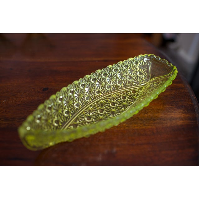 1884 Early American Pattern Glass Uranium Vaseline Glass Hobbs Brockunier C. Yacht Pickle or Relish Daisy and Button Scalloped Edges For Sale In Washington DC - Image 6 of 9