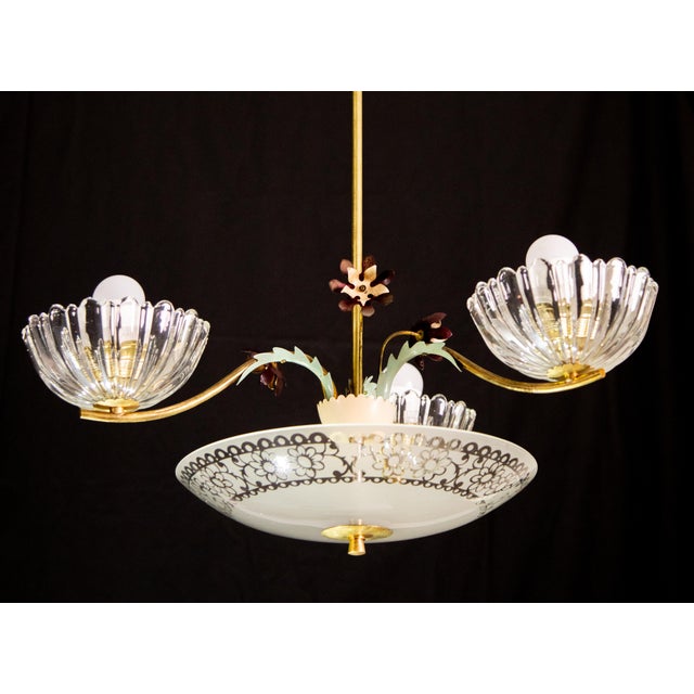 Italian Midcentury Art Decò Murano Glass and Brass Chandelier, 1950s For Sale - Image 10 of 12