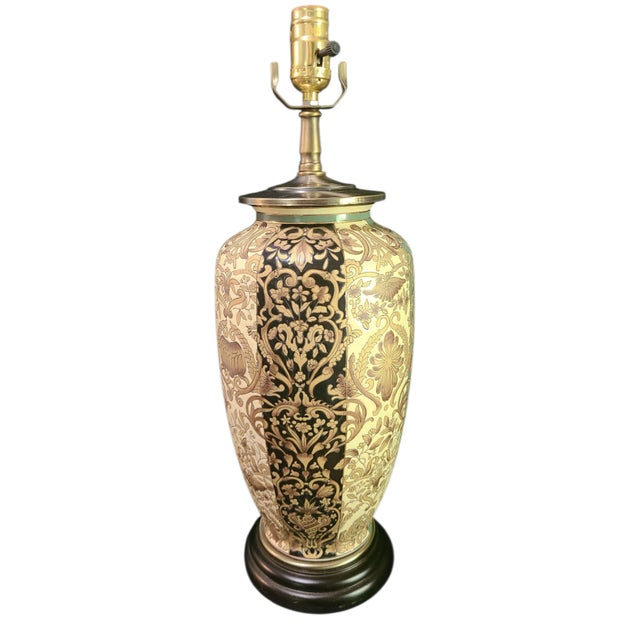 Vintage Chinoiserie Asian Inspired Floral Multi-Color Table Lamp For Sale - Image 9 of 9