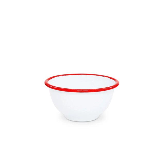 If you're looking to add a few modern items to your dinnerware needs, then the Vintage Collection bowl set is for you!...