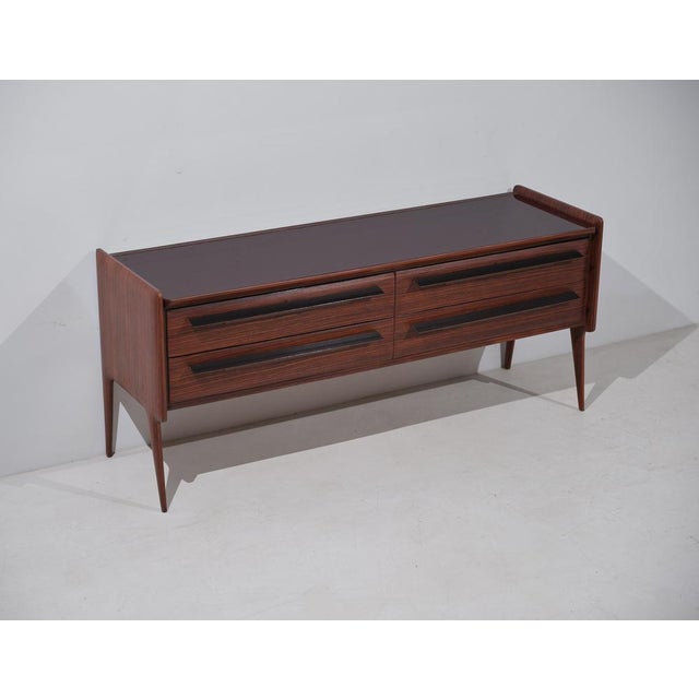 Mid-Century Modern Italian Striped Wood Dresser with Glass Top, 1950s For Sale - Image 6 of 9