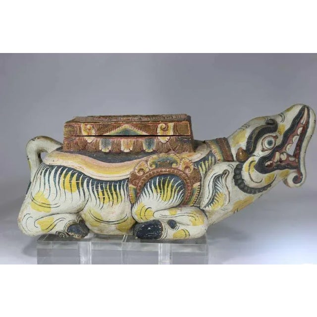 Early 20th Century Large Indonesian Carved Colorful Wood Mythical Animal Figural Box For Sale - Image 5 of 7