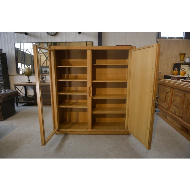 Display Cabinet by Guillerme et Chambron with Ceramic Handles by Danikowski for Votre Maison, 1960s For Sale - Image 12 of 17