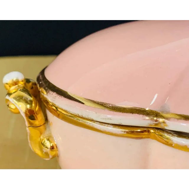 1970s Vintage Italian Porcelain Pink Jewelry Box For Sale - Image 5 of 13