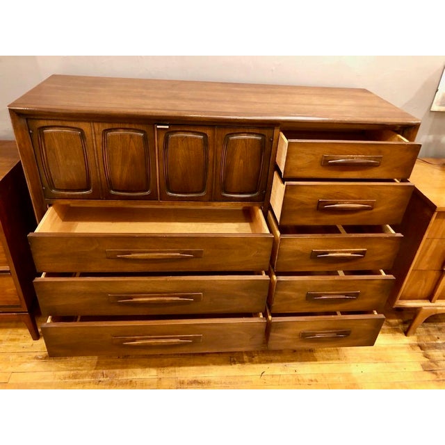 Mid Century Modern Broyhill Emphasis 'Magna' Gentleman's Chest/Dresser