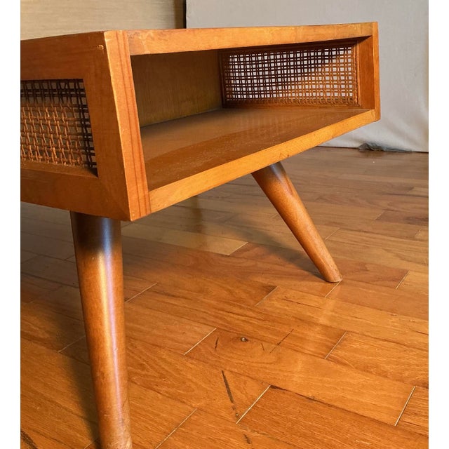 Wood 1950s Mid Century Modern Coffee Table Russel Wright for Conant Ball For Sale - Image 7 of 11