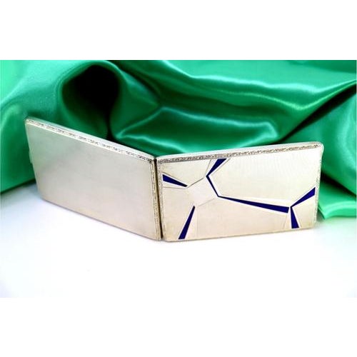 Silver Cigarette Case with Guilloche Reliefs For Sale - Image 3 of 8