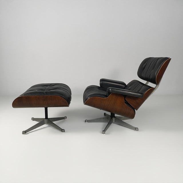 Modern Set of American Modern Lounge Chair and Ottoman by Charles & Ray Eames, 1970s For Sale - Image 3 of 18