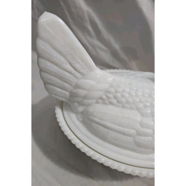 1990s Vintage Mid-Century Modern Westmoreland White Milk Glass Hen on Nest Bowl For Sale - Image 5 of 7