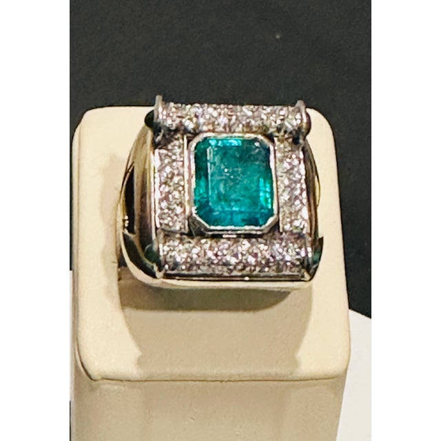 GIA Certified 8ct Emerald Cut Colombian Emerald Diamond Ring 18kt White Gold For Sale - Image 4 of 18