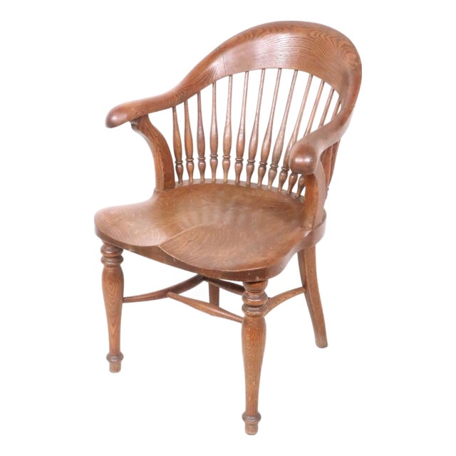 Stylish Turn of the Century Oak Office Chair For Sale