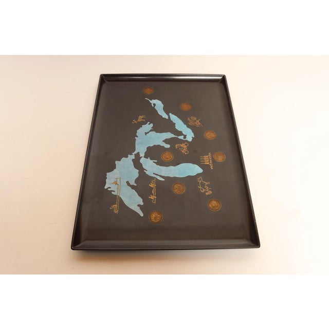 The Couroc Company Large Mid-Century Black Resin Pigment and Brass Inlaid "Great Lakes" Tray by Couroc For Sale - Image 4 of 12