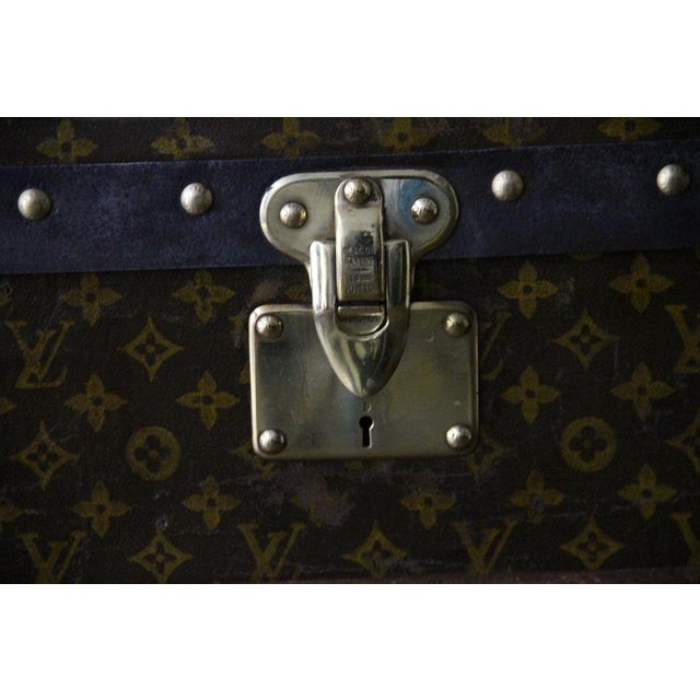 Cube-Shaped Trunk by Louis Vuitton, 1920s For Sale - Image 4 of 18