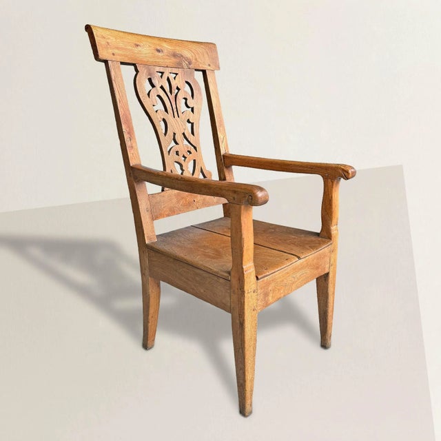 This 18th-century Elmwood Flemish armchair epitomizes both resilience and refinement. Its commanding presence is...