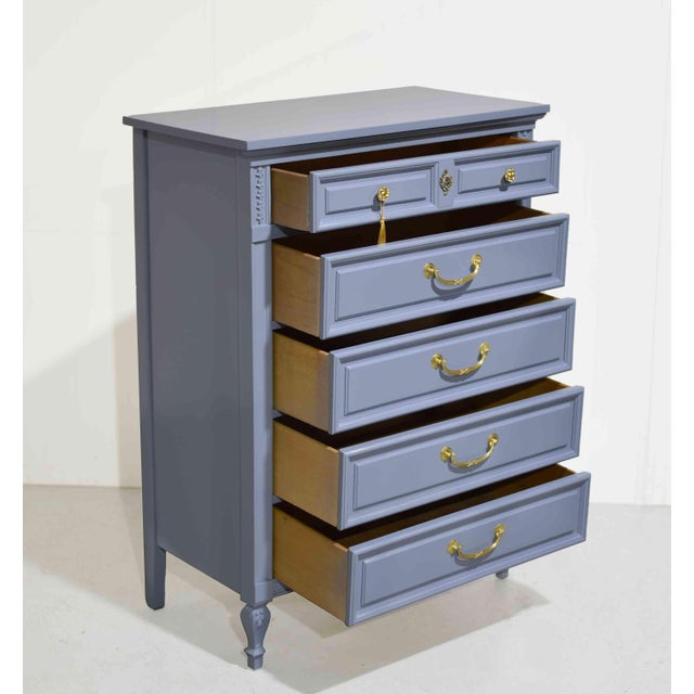 Dixie Mid Century French Louis Style Highboy by Dixie - Newly Painted For Sale - Image 4 of 15
