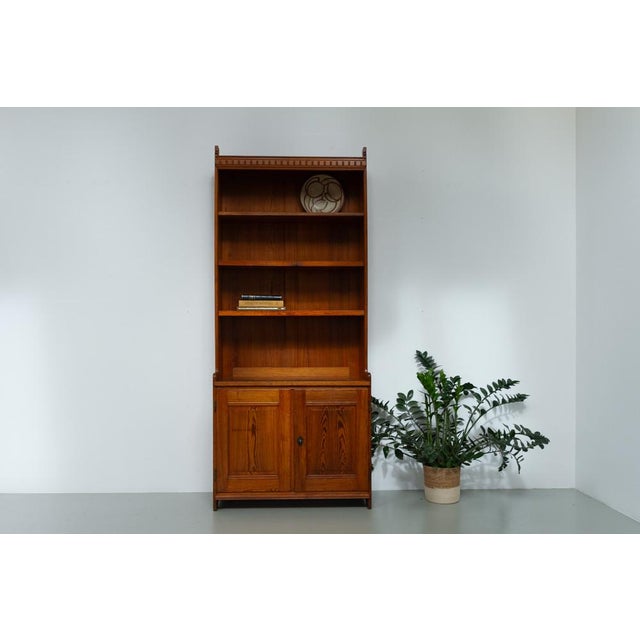 Antique Oregon Pine Bookcase by Martin Nyrop for Rud Rasmussen, Denmark, 1905 For Sale - Image 4 of 18