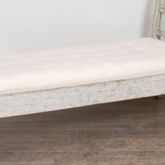 19th Century Swedish Gustavian Gray Painted Backless Pine Bench Settee For Sale - Image 6 of 10