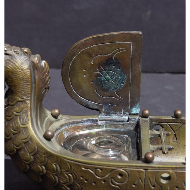 Metal Bronze Chinese Dragon Boat Inkwell 19th Century For Sale - Image 7 of 7