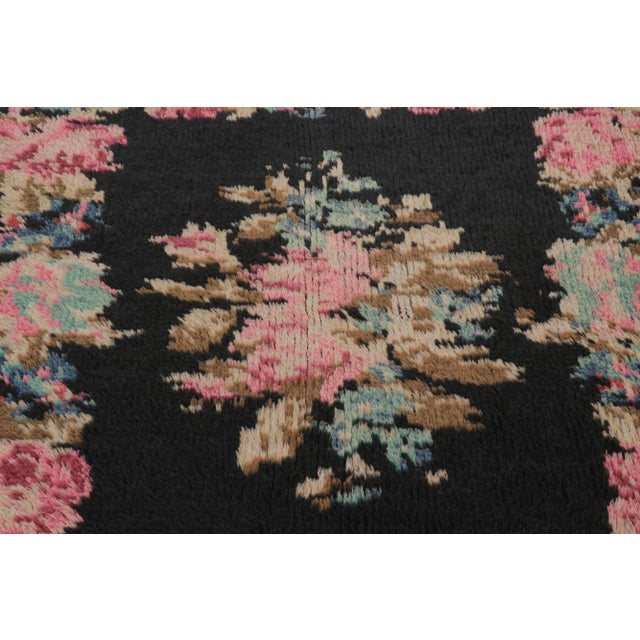 Rug & Kilim Vintage Tulu Rug, Black With Bessarabian-Inspired Floral Medallion - Rug & Kilim For Sale - Image 4 of 8
