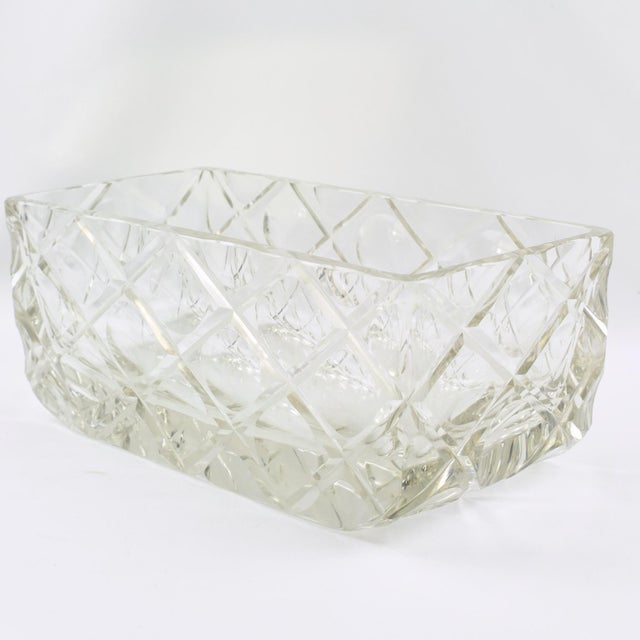 Modernist Carved Crystal Centerpiece Decorative Bowl, circa 1930 For Sale - Image 4 of 11