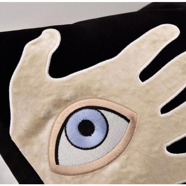 This pillow, with its unique mysterious art theme and exquisite embroidery craftsmanship, features a goose down core,...