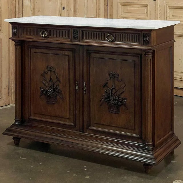 French 19th Century French Louis XVI Walnut Buffet With Carrara Marble For Sale - Image 3 of 12